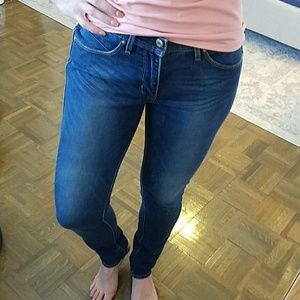 Levi's Rebel BOLD curve jeans